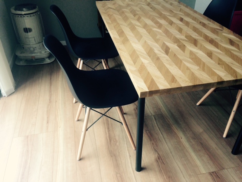 ナラ無垢材組み木テーブル | レトロアンティークとオーダー家具 TRIMSO 