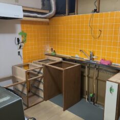 レトロマンションのキッチンリノベーション　その２　解体工事